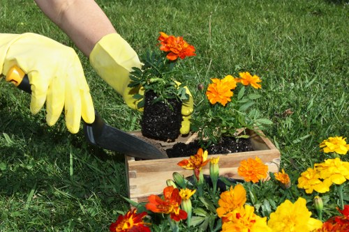 Trusted Gardeners Mile End payment methods security illustration